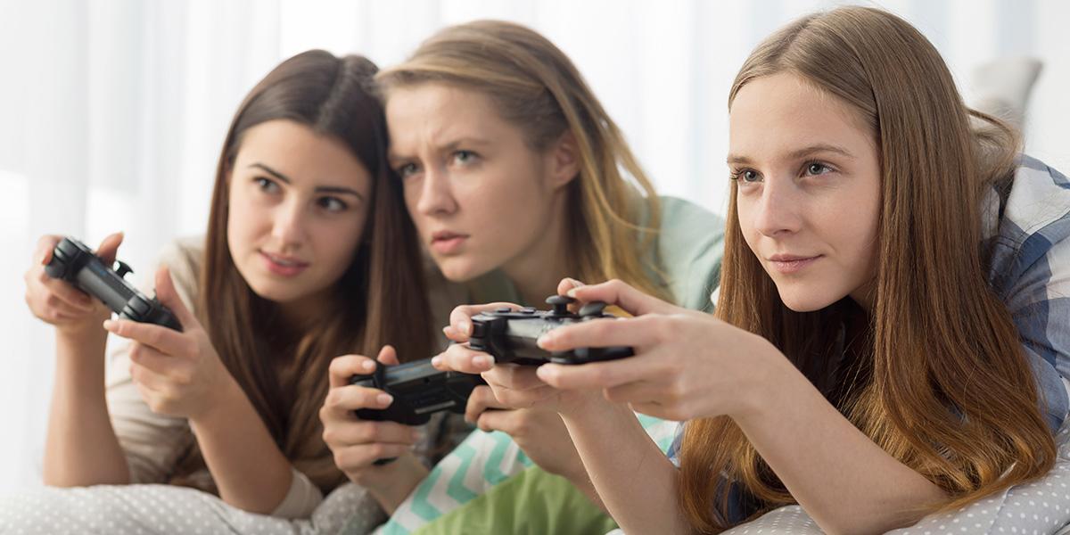 Girls play balancing game fan images