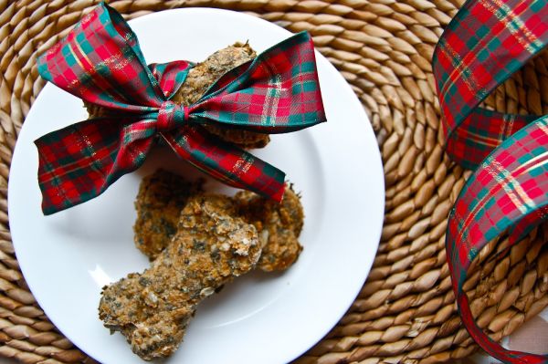 Peanut Butter and Banana Parsley Cookies