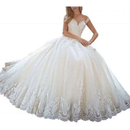 Fanciest Women's Lace Wedding Dresses