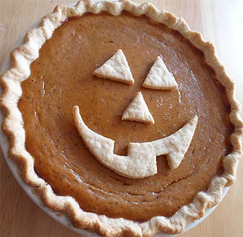 Jack-O-Lantern Pumpkin Pie