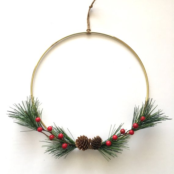 How to Make a Christmas Wreath: 3 Quick Tutorials| ThatSweetGift