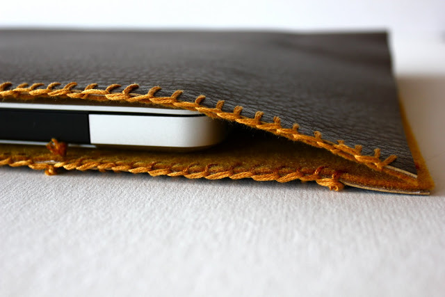 leather laptop sleeve