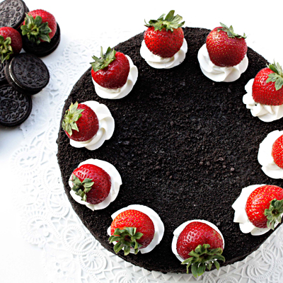 Oreos and strawberries