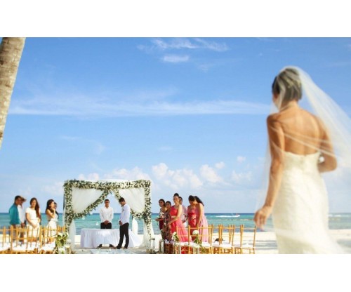 Destination Wedding Locations: The 5 Cheapest Yet Gorgeous Destinations!