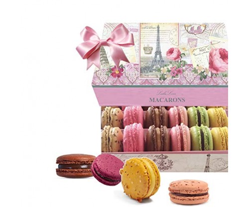 LeilaLove Paris Souvenir 18 Gourmet Macarons
