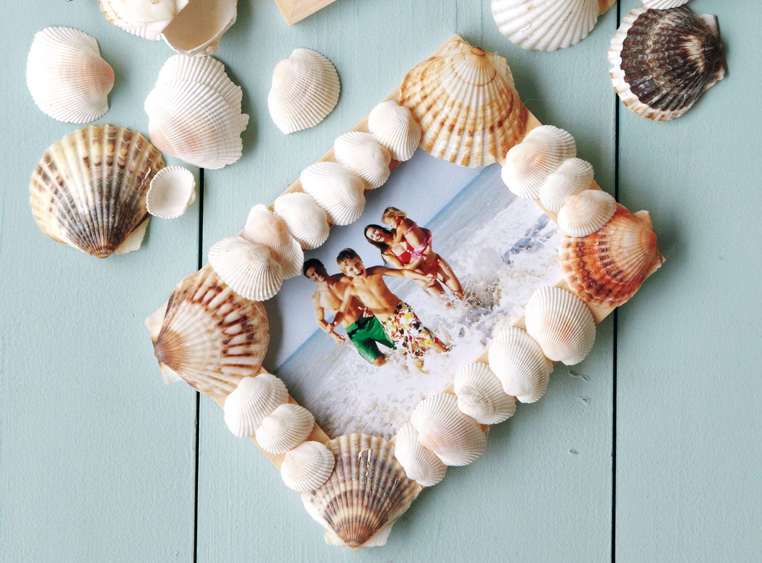 How to Make a Seashell Picture Frame Tutorial ThatSweetGift