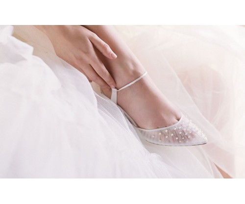 10 Wedding Flats That Will Make You Forget Any High Heel Option On Your List!
