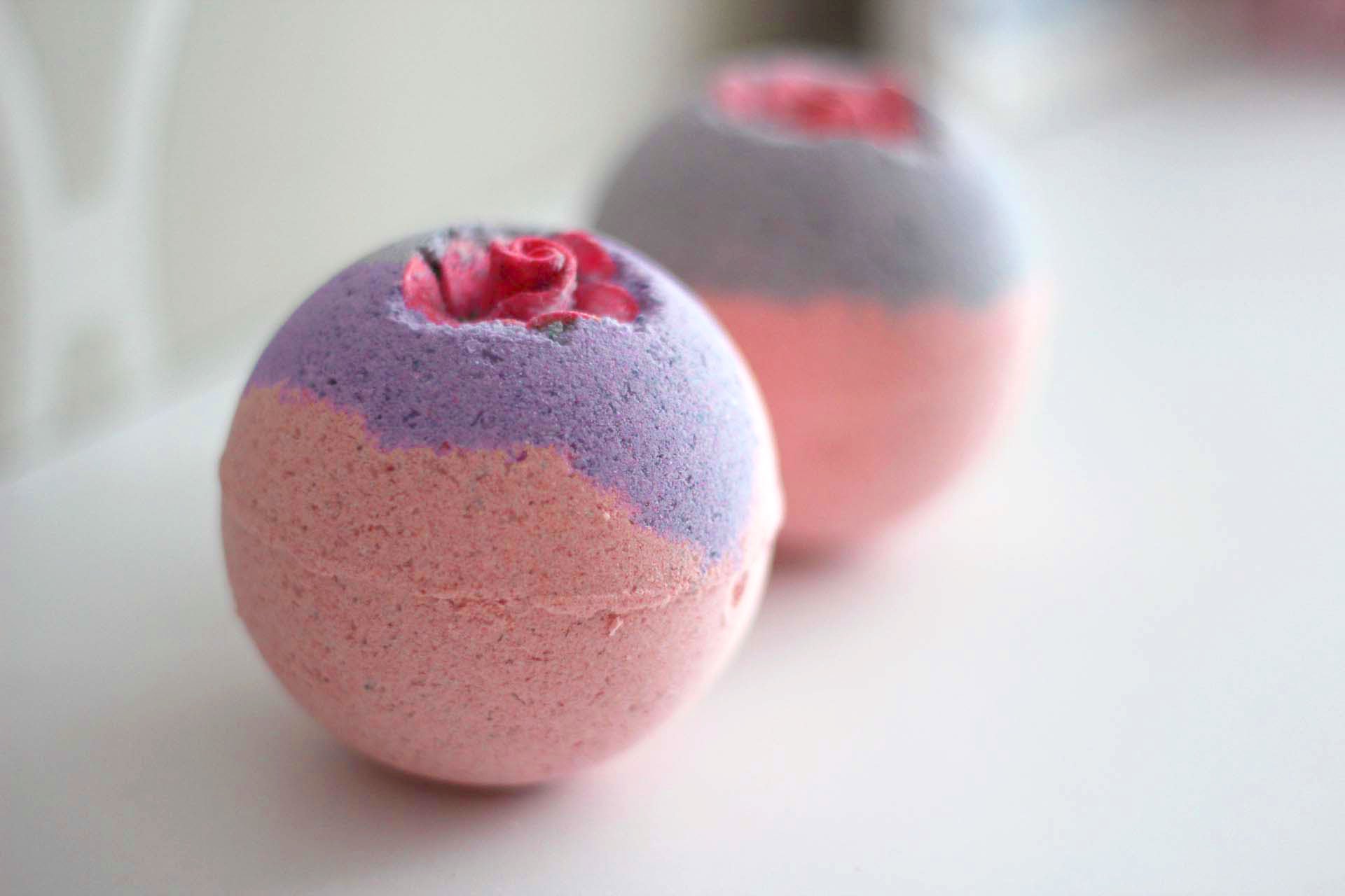 How to Make Bath Bombs: No Fuss DIY Tutorial | ThatSweetGift