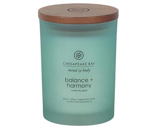 Chesapeake Bay Candle Scented Candle: Balance + Harmony (Water Lily Pear)