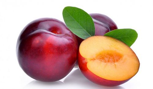 low sugar fruits plums