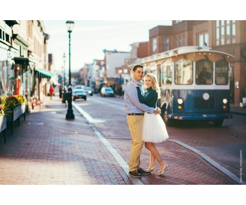 Engagement Photo Outfits Tips and Ideas!