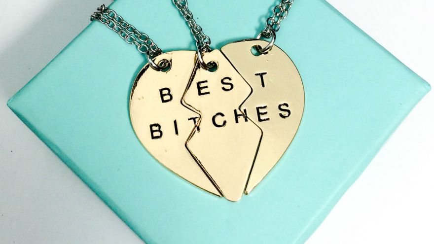 10 BFF Necklaces That Make the Perfect Gift for Your Bestie!