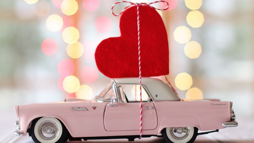 6 Gift Ideas for Your Lover That Are not So Expensive!