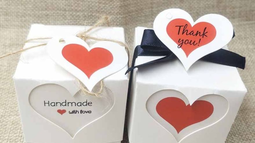 Handmade Gifts: Personalized and Affordable Gift Ideas!