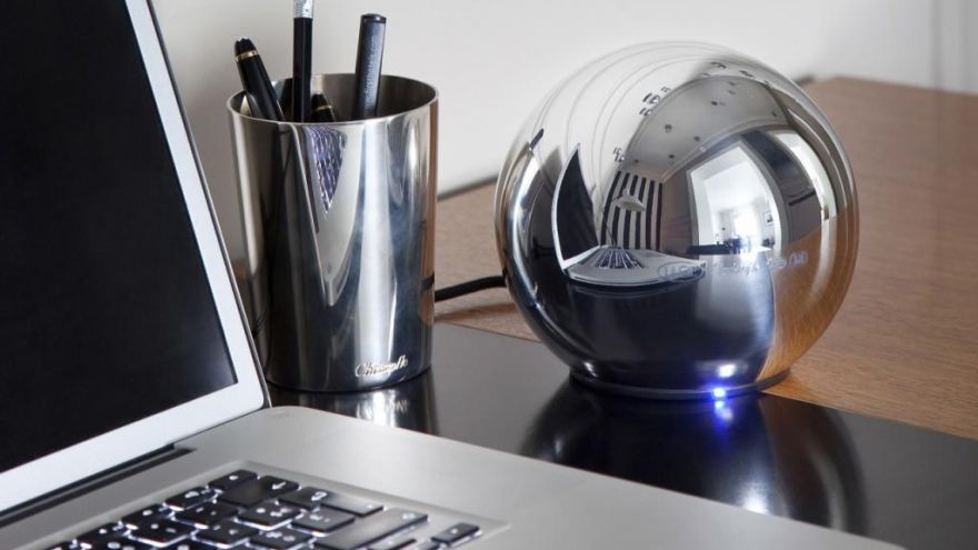 Your Office Colleagues Will Totally Be Jealous Of the Following Office Gadgets on Your Desk!