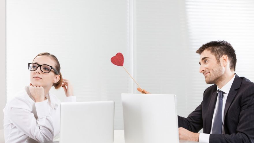 The Rules When Dating a Coworker: Dos and Don’ts!