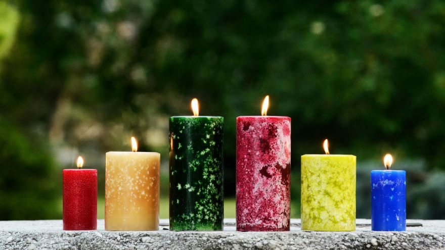 6 Wacky Candle Scents You Can Get Online!